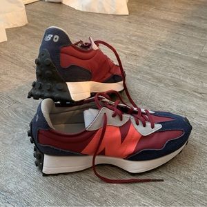 New Balance 327 figs
